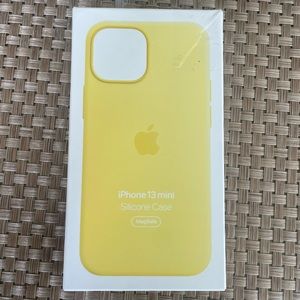 iPhone Silicone Case (Yellow)